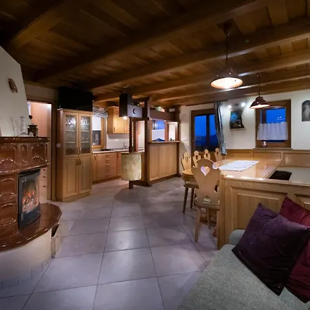 Mirt With Hottub & Sauna