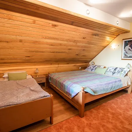 Mirt With Hottub & Sauna