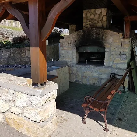 Mirt With Hottub & Sauna Vakantiehuis Blanca