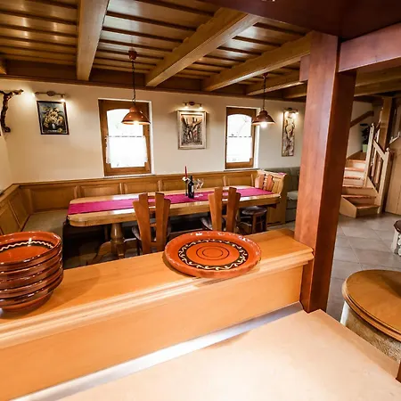 Vakantiehuis Mirt With Hottub & Sauna