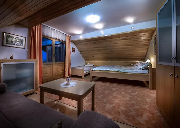 Σπίτι διακοπών Mirt With Hottub & Sauna *